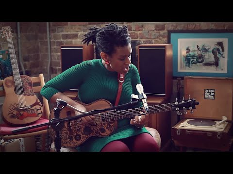 CARMEN SOUZA | Confiança & Bonança