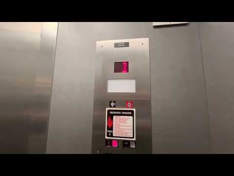 Long Hydraulic Elevator At Michael Genovese Jewelers, Creve Coeur Missouri