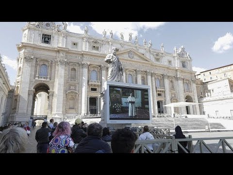 شاهد البابا فرنسيس يقيم صلاة الأحد عبر الفيديو بسبب كورونا…