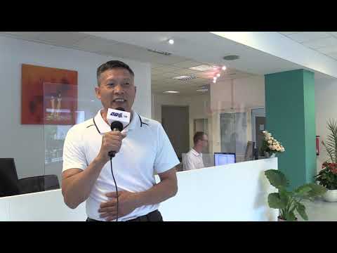 CẢM XÚC CỦA DOANH NGHIỆP BERLIN TRONG NGÀY KHAI TRƯƠNG PHÒNG MẠCH