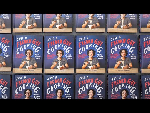 誰でも料理本を書けると言われている...だから 書いてみたんだ (They say Anyone Can Write A Cookbook... So I did.)