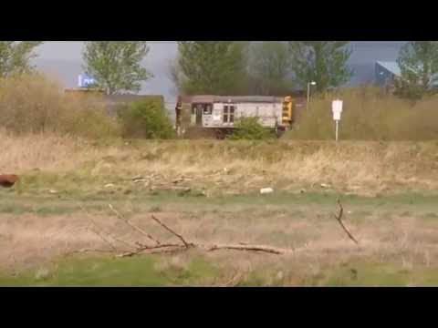 Shotton Steelworks 23.4.2015 - 08756 shunting steel coil wagons - Deeside - RMS Locotec