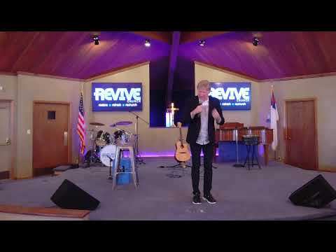 Special Guest Greg X. Volz live in concert