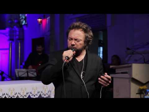 Twoja miłość, jak ciepły deszcz - Mietek Szcześniak