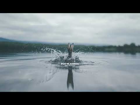 DJ Wich - Pod hladinou (feat. Mooza)