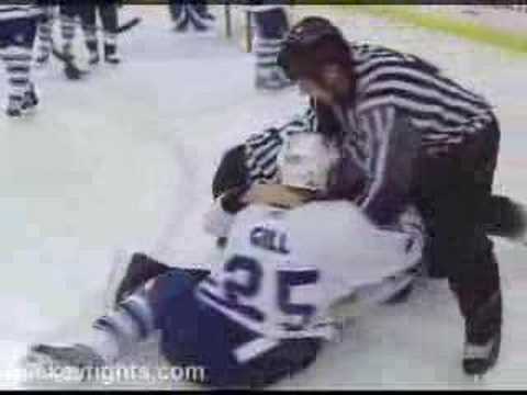 Bryan McCabe vs Chris Thorburn