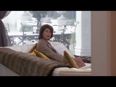 Ja'mie: Private School Girl (No One F*cks With Me)