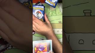 Pokemon pack battle!! 🔥❤️👊🏽 #pokemon #pokemontcg #pokemoncards #pokemoncommunity #tradingcards