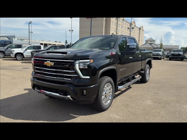 2025 Chevrolet Silverado 3500HD LT in Cars & Trucks in Edmonton