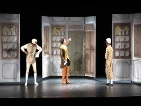 "Arlecchino servo di due padroni" di Floriano Negri, tratto da Carlo Goldoni