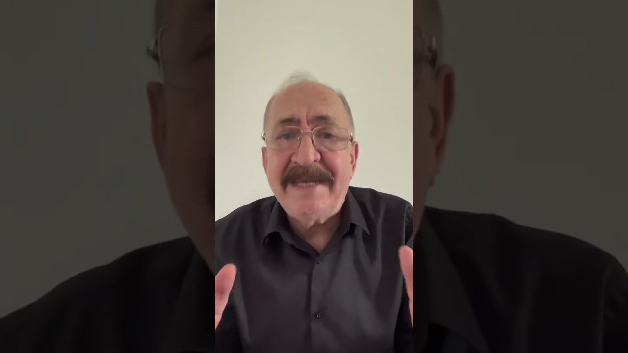  الفنان بشار اسماعيل معصب ليش لعنوا روح حافظ بالمعرض والدول كلها كرهانة السو?