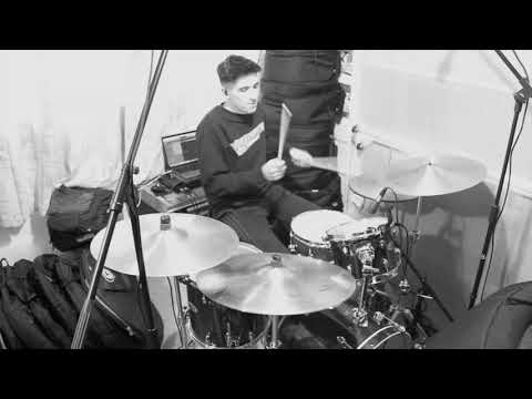 Tom Misch & FKJ - 'Loosing My Way'