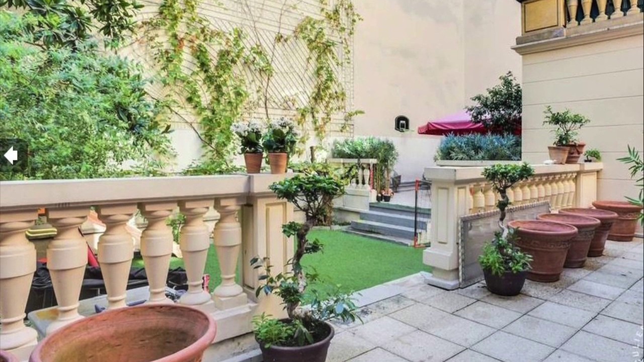 PARIS 17 - 75017 CHAMPS ÉLYSÉES QUARTIER PLAINE-MONCEAU RUE THEODORE DE BANVILLE - APPARTEMENT 6P