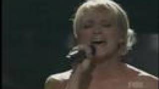 Carrie Underwood - Praying For Time - Idol Gives Back 2008