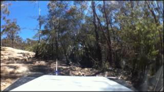 preview picture of video 'Spanish Steps - Land Rover Defender - Lithgow / Newnes'