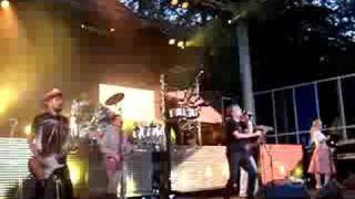 Gnags- Slingere ned af Vestergade live