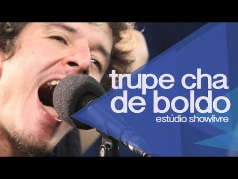 "Na garrafa" - Trupe Chá de Boldo no Estúdio Showlivre 2013