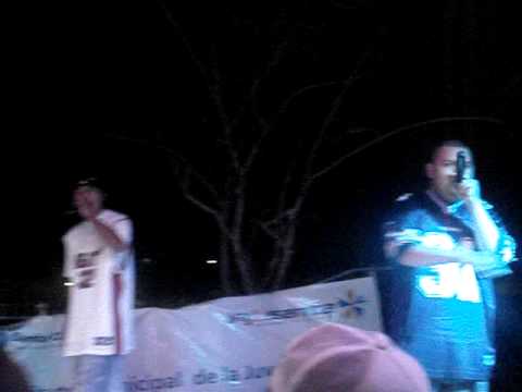 MC PAPA Quien nos va a parar (en vivo)