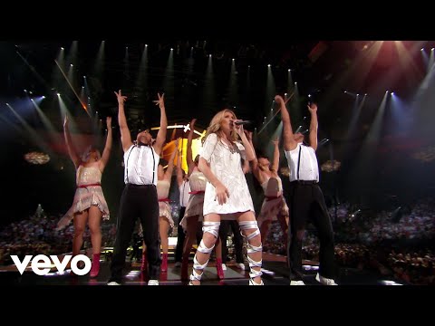 Céline Dion - Love Can Move Mountains (Taking Chances World Tour: The Concert)