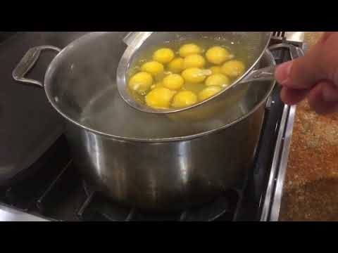 How to Poach 30 Eggs at Once