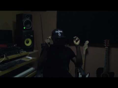 Meet Fiokee (The Guitarist)