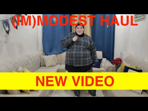 FOODIE CAN'T STOP BASHING HER HOMELAND!!!