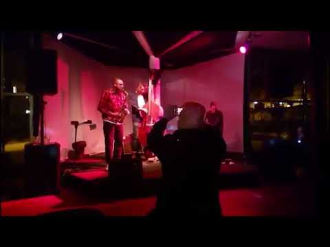 Uassyn - Paviljonas (Vilnius) - 12.05.18