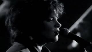 Rosanne Cash - Dance With The Tiger (Live with Intro)