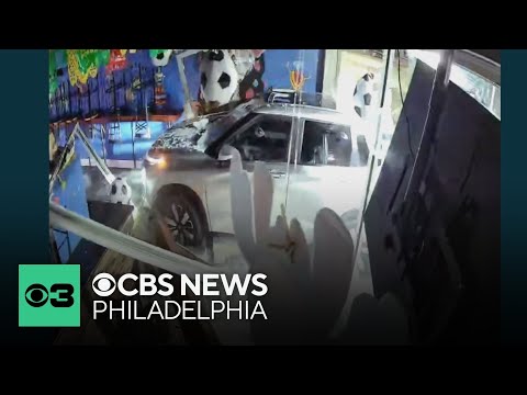 South Philadelphia taqueria responds after driver crashes into ...