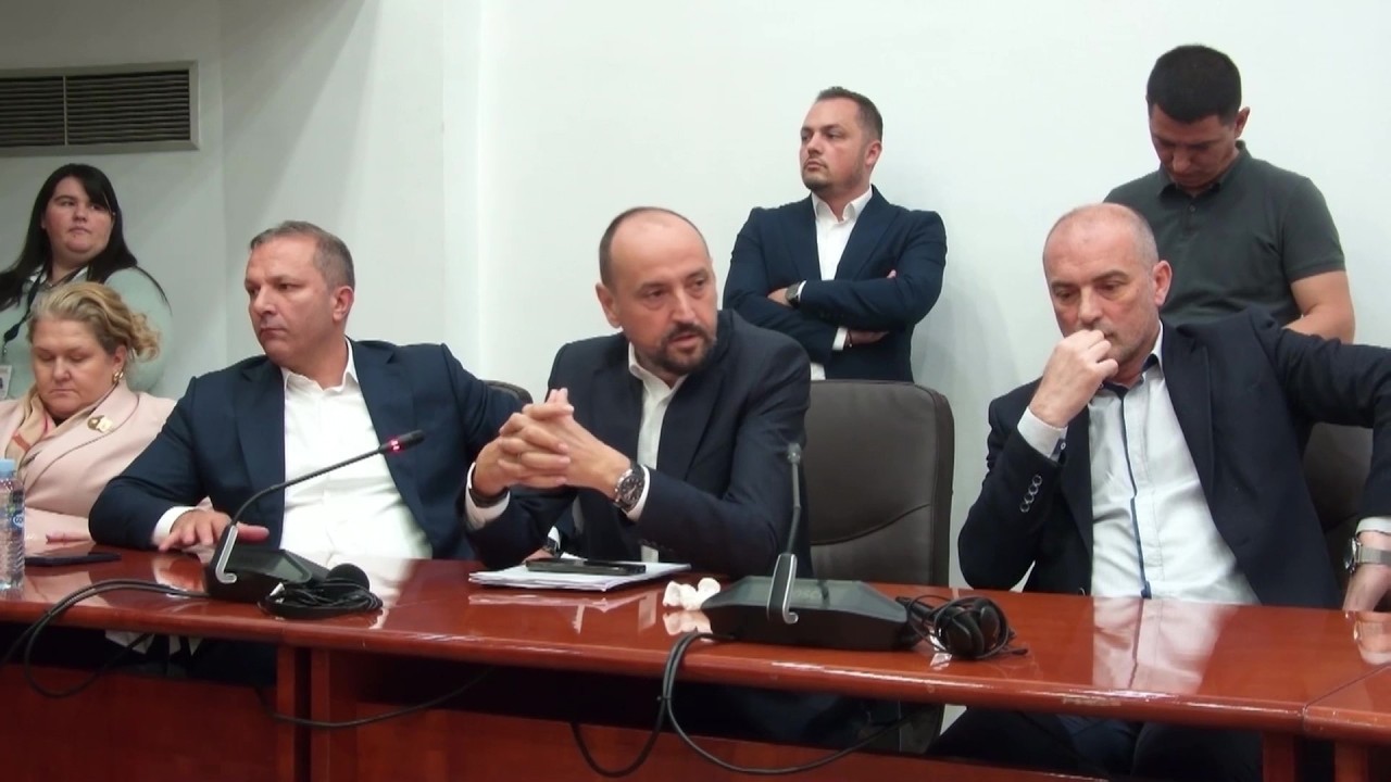 Предлог-законот за задолжување со заем од 260 милиони денеска не помина на Комисијата за финансирање