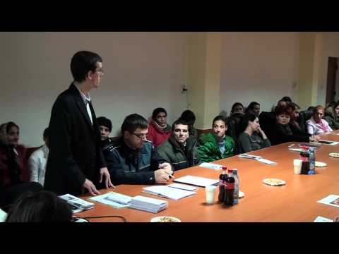 Dezbatere violenta familială