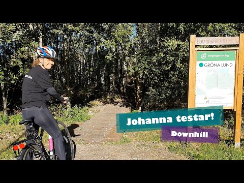 Johanna testar downhill i Kvarntorps friluftsområde
