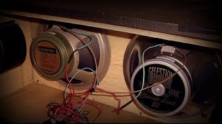 Video thumbnail for Celestion Greenback G12M vs Celestion Classic Lead 80 ( Fender Telecaster + Gibson Les Paul) by estudioentretelones