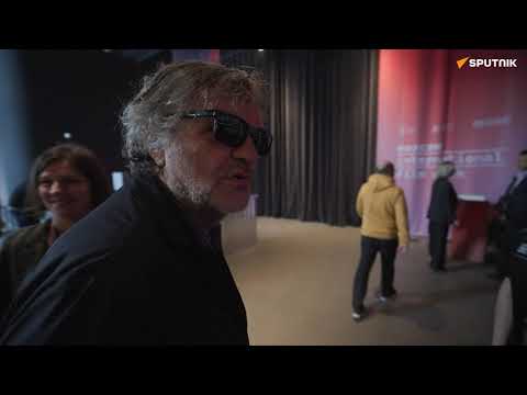 Emir Kusturica: Moskva by Kusturica