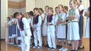 preview picture of video 'Vystúpenie žiakov z Tulčíka v Záhradnom'
