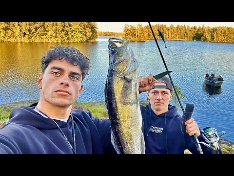 Expedition 🇸🇪 Schweden: Waldsee erkunden, Fische Fangen & Essen ☠️🔥