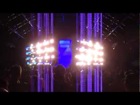 Gabriel & Dresden - Losing My Religion/Outset (Gabriel & Dresden Mashup) @ EDC Vegas 2012 (HD)