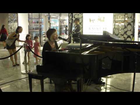 Never Too Much by Ruth Ling @ Paragon Music En Vogue 05 Dec 11