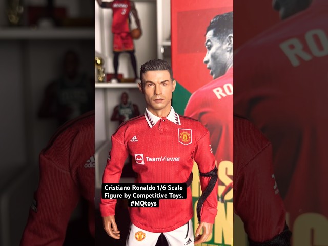 Vídeo relacionado con MINIX BANDAI Figura de colección 12cm - Cristiano Ronaldo - Selección Portugal - Coleccionables para Exhibición - Idea de Regalo - Juguetes para Niños Y Adultos - Fans De Fútbol (MN18031)
