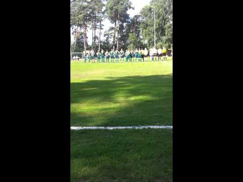 Auflaufen Traktor Wust 2.Spieltag