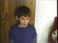 Мальчик рассказывает наизусть таблицу Менделеева 