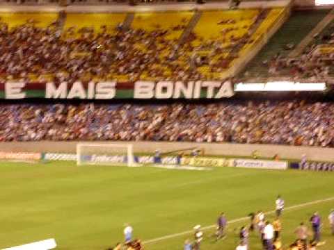 A MELHOR E MAIS BONITA TORCIDA DO MUNDO!!!!