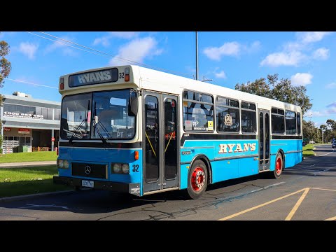 Ryans Bus 32 Mercedes Benz O405, Volgren