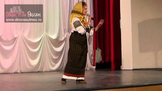 preview picture of video 'Spectacol Sofia Vicoveanca la Casa de Cultura Pascani - partea 2'
