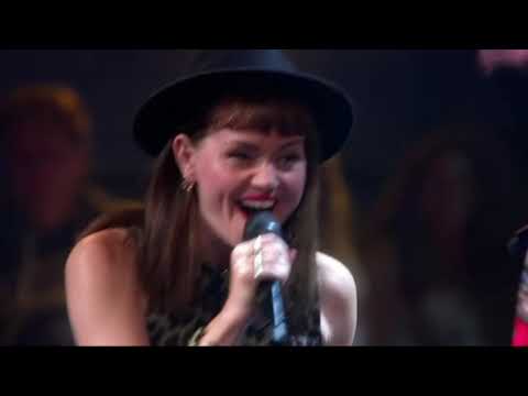 Jennie Lena vs  Leonie Bos – Roar The Battle   The voice of Holland 2015