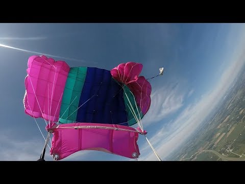 Friday Freakout: Skydiver Clears Line-Over Malfunction
