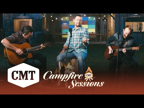 Scotty McCreery Covers Elvis’ “Santa Claus Is Back In Town” | CMT Campfire Sessions