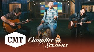 Scotty McCreery Covers Elvis’ “Santa Claus Is Back In Town” | CMT Campfire Sessions