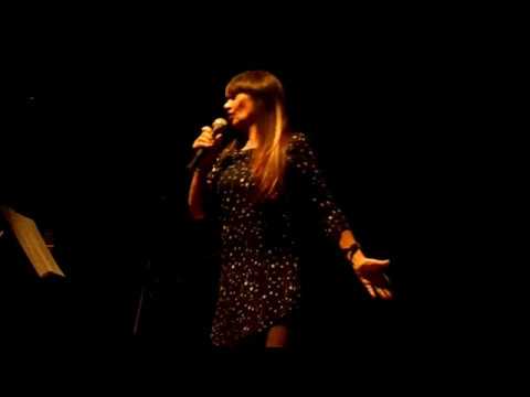 MARÍA JOSÉ DEMARE "TAL VEZ SERÁ MI ALCOHOL"