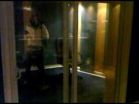 YUNG RALPH BEHIND THE SCENES IN THE STUDIO